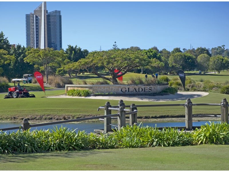 1/600 Glades Drive, Robina QLD 4226