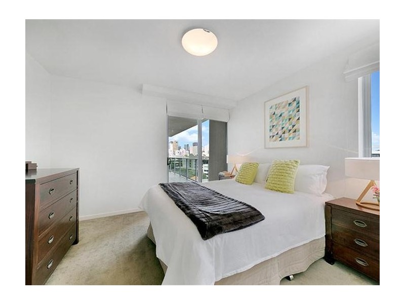 30/15 Walsh St, Milton QLD 4064