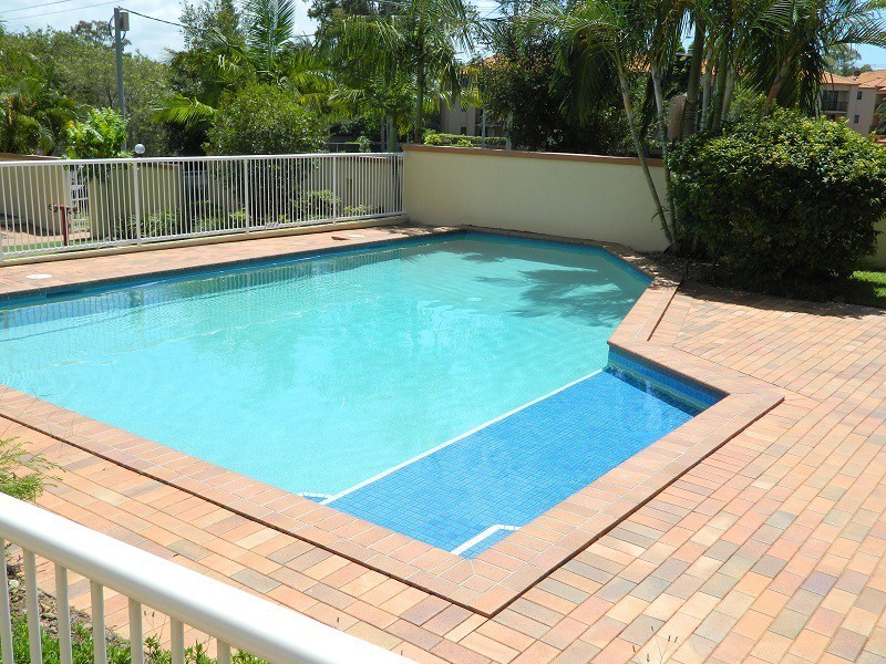 16 Sykes Court, Southport QLD 4215