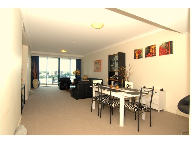 7A/35 Ferry Street, Kangaroo Point QLD 4169