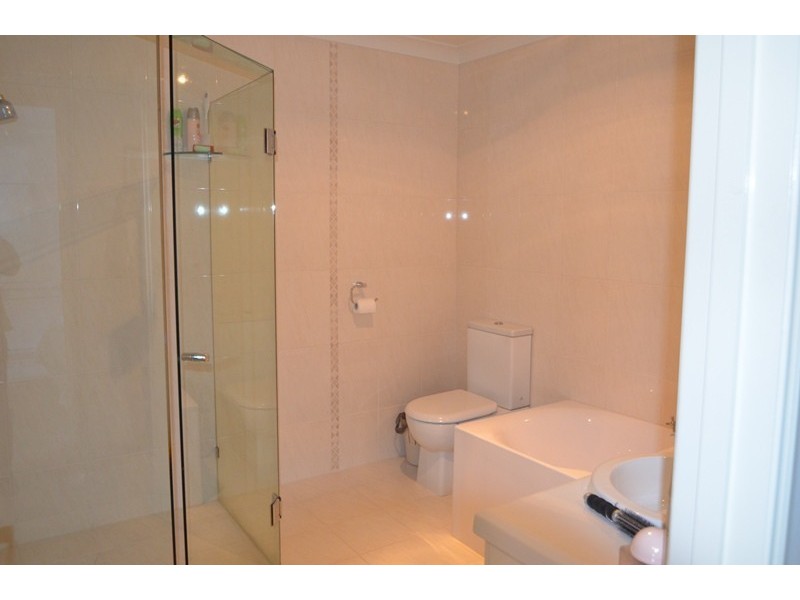 6 Crestridge Crescent, Oxenford QLD 4210