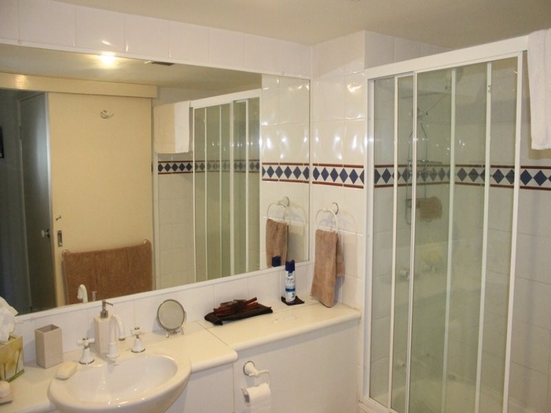 A15/1 Great Hall Dve, Nobby Beach QLD 4218
