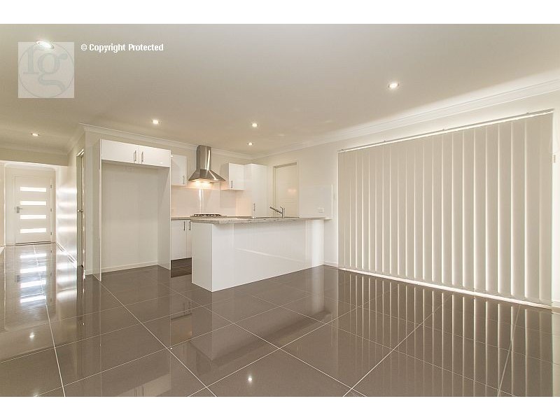 */3 Winterpeak Close, Yarrabilba QLD 4207