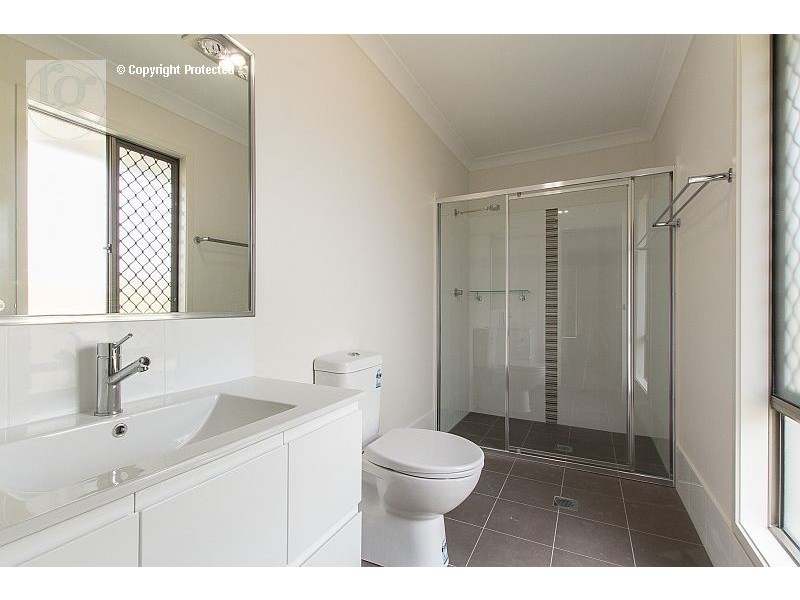 */3 Winterpeak Close, Yarrabilba QLD 4207