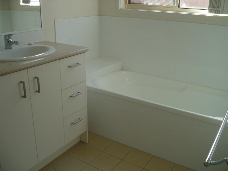 3 & 7 & 7 Ming Street, Marsden QLD 4132