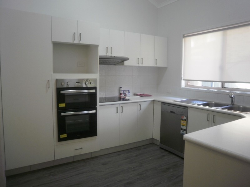 272 Oxley Drive, Runaway Bay QLD 4216