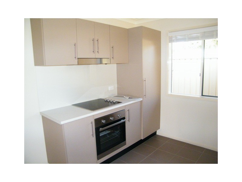 2/76 Zeller Street, Chinchilla QLD 4413