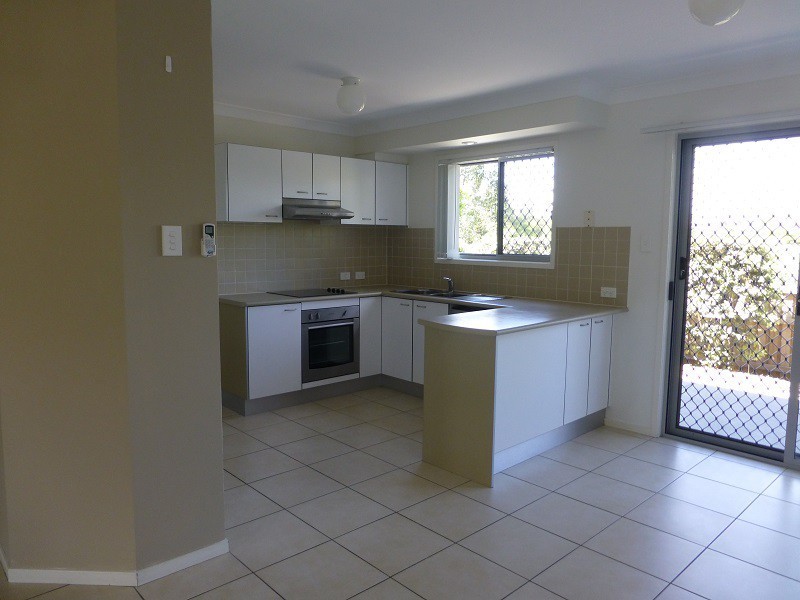 1/30 Carmarthen Circuit, Pacific Pines QLD 4211
