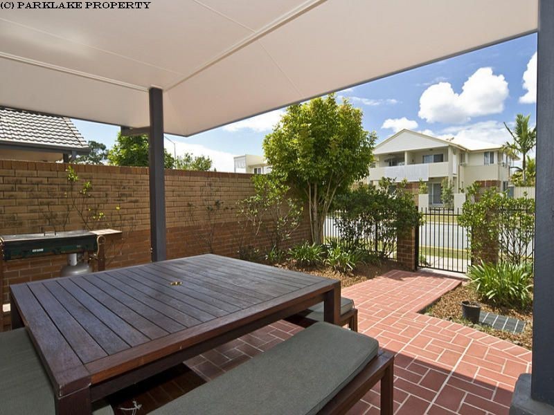 17/2 Springhill Drive, Sippy Downs QLD 4556