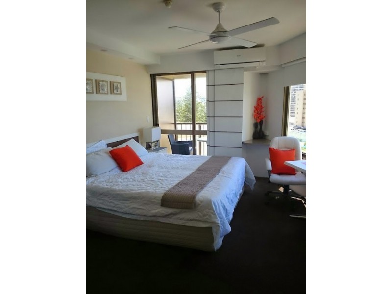 8 Trickett Street, Surfers Paradise QLD 4217