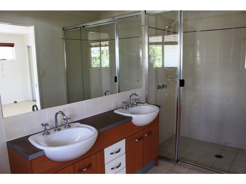 Address available on request, Mount Ommaney QLD 4074