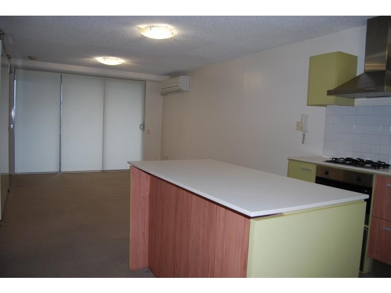 S16/8 Cordelia st, South Brisbane QLD 4101