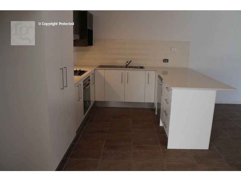 2/15 Jones Street, Coomera QLD 4209