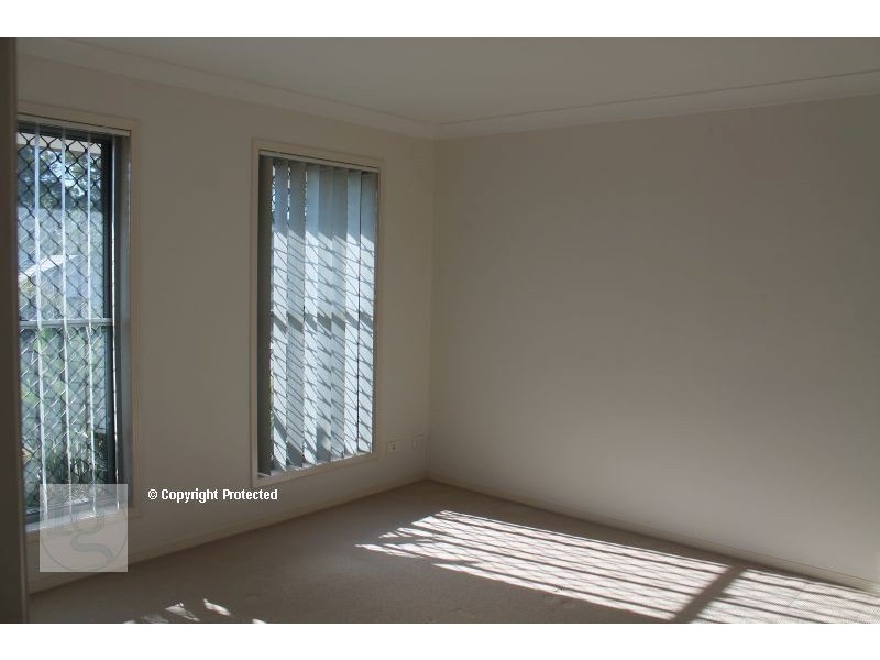 2/15 Jones Street, Coomera QLD 4209