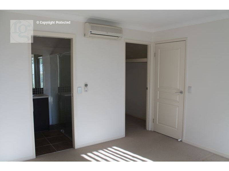 2/15 Jones Street, Coomera QLD 4209