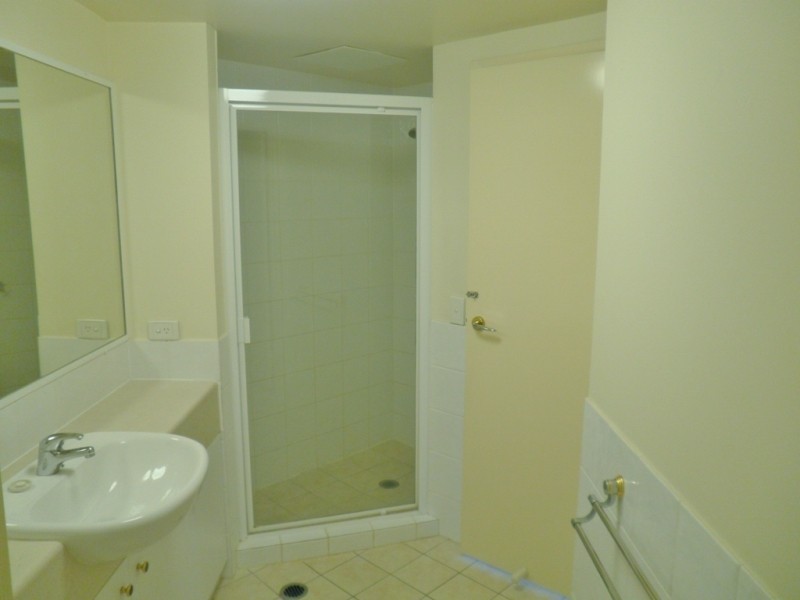 2G/45 Deakin Street, Kangaroo Point QLD 4169