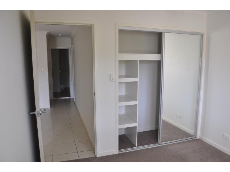 8/95 Beckett Road, Mcdowall QLD 4053