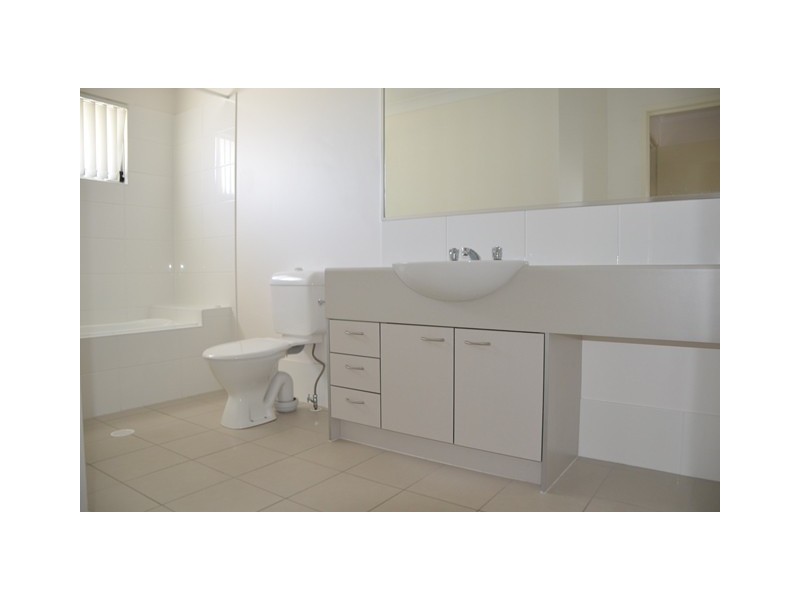 Pacific Pines QLD 4211