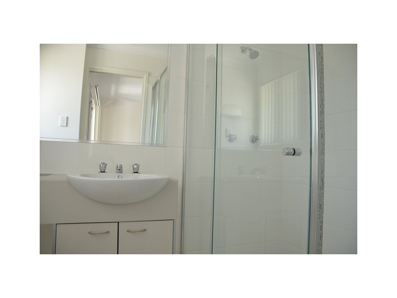 Pacific Pines QLD 4211