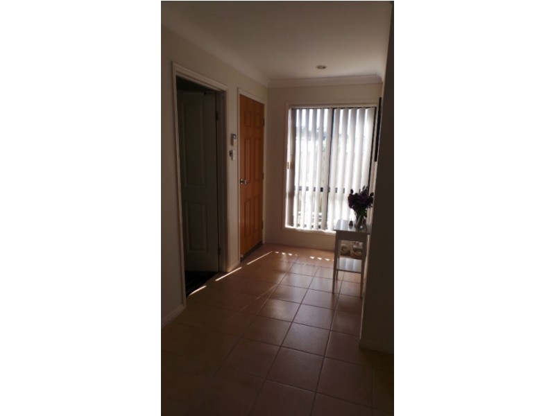 A/755 Ashmore Road, Molendinar QLD 4214