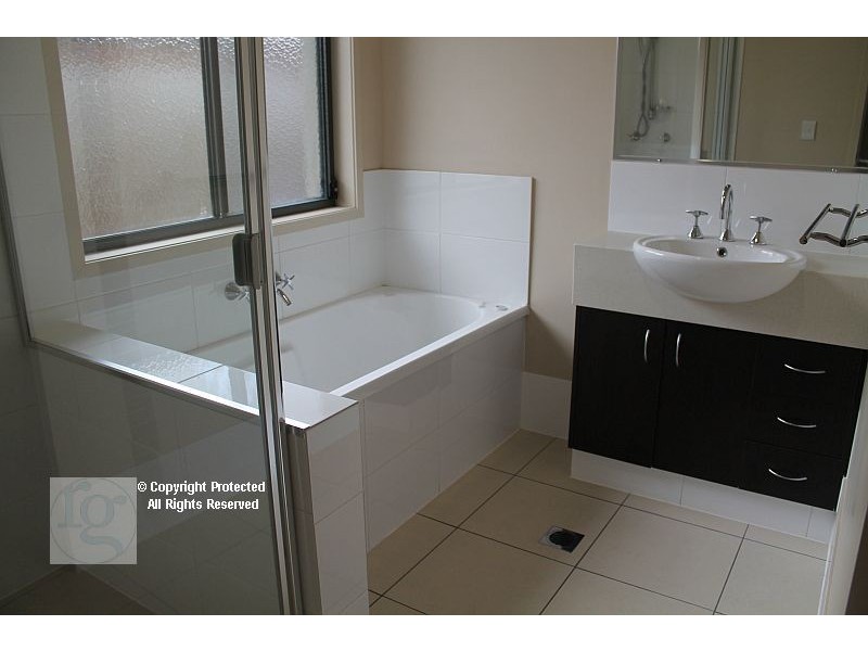 9 Christopher Street, Pimpama QLD 4209