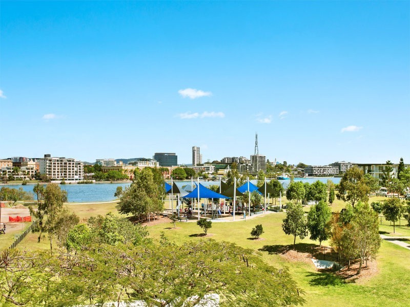 20/18 Riverbend Place, Bulimba QLD 4171