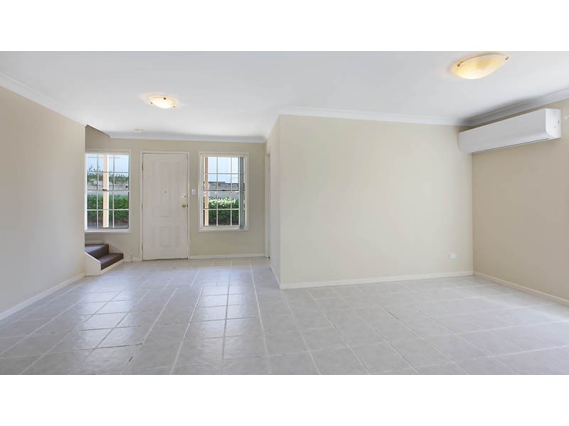121 Eugaree Street, Southport QLD 4215