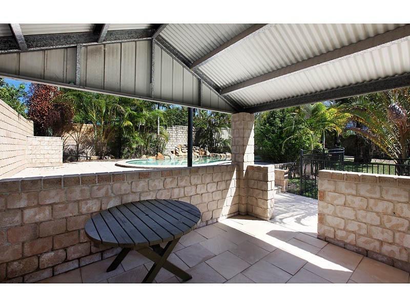 121 Eugaree Street, Southport QLD 4215