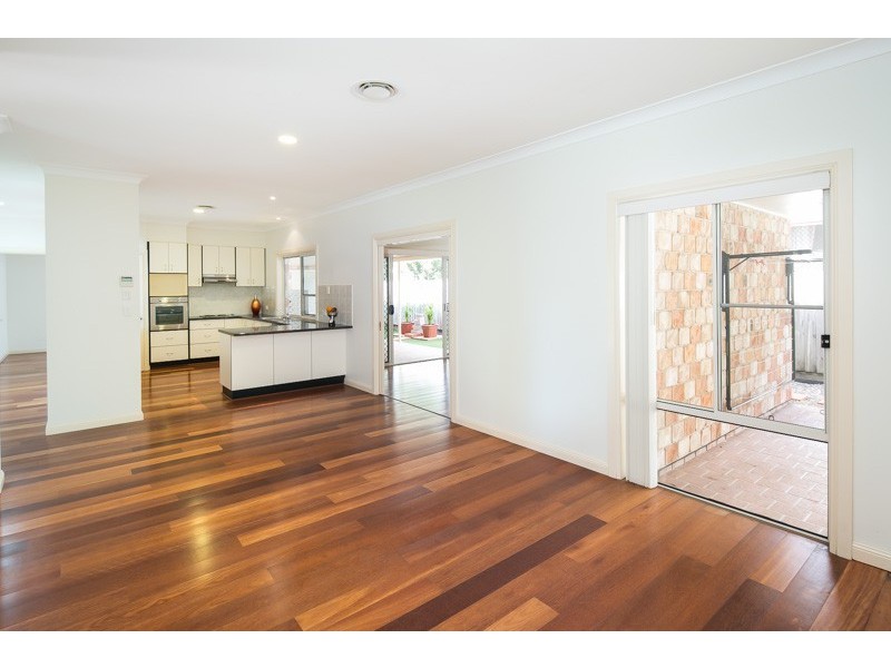 1 CASEY CLOSE, Ormiston QLD 4160