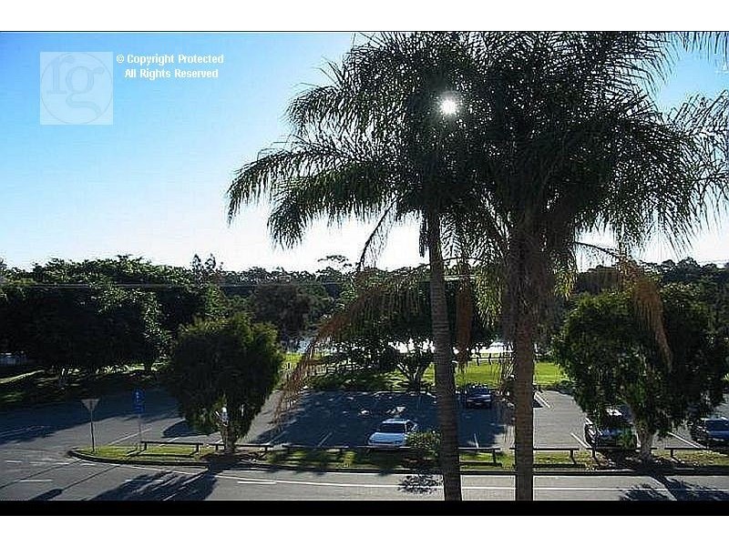 2/1 Pinnaroo Street, Hope Island QLD 4212