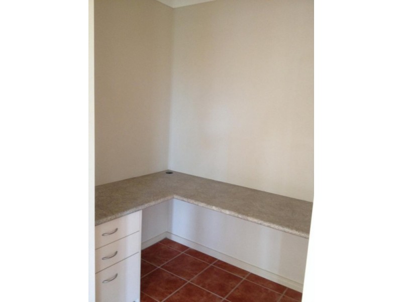 4/100 Oakmont Avenue, Oxley QLD 4075