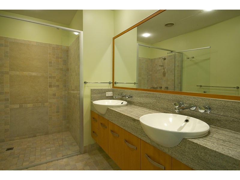 204/13 Nicklin Way, Minyama QLD 4575