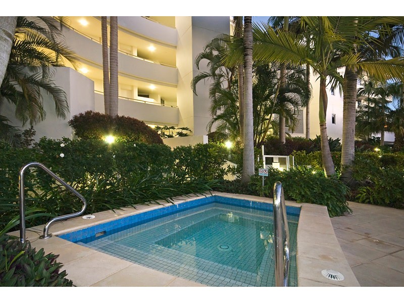 204/13 Nicklin Way, Minyama QLD 4575