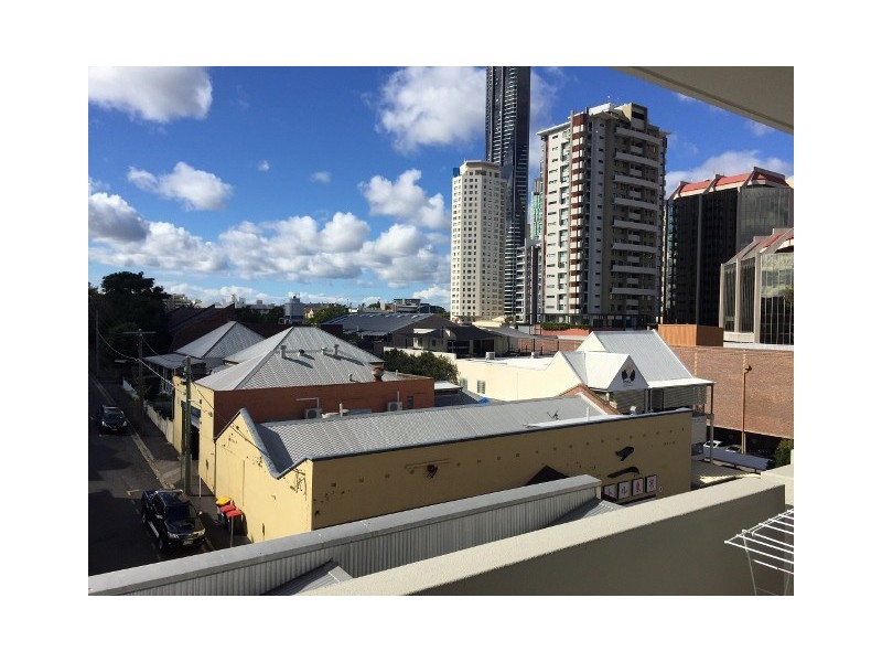 03/100 Bowen Street, Spring Hill QLD 4000