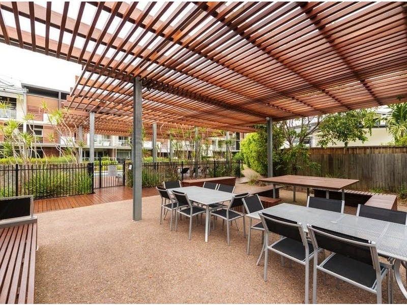 51/43 Love Street, Bulimba QLD 4171