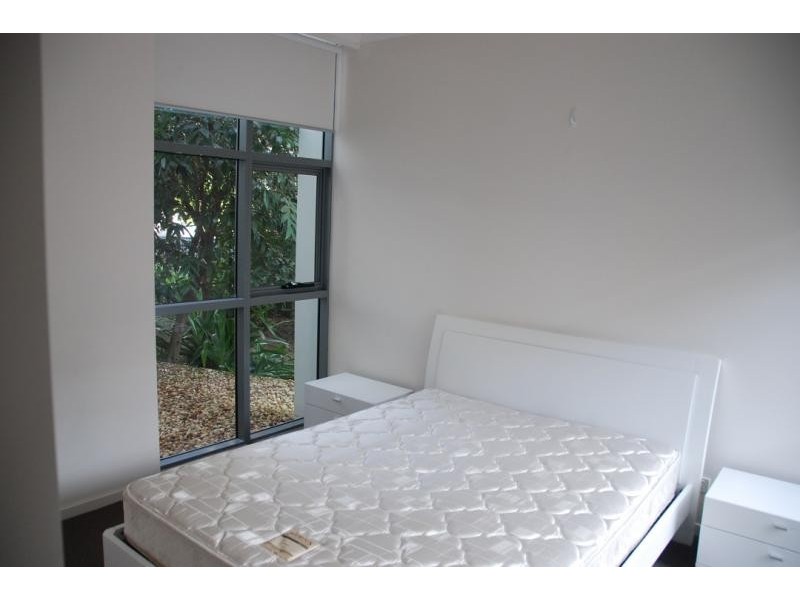 5A/28 BAYVIEW STREET, Runaway Bay QLD 4216