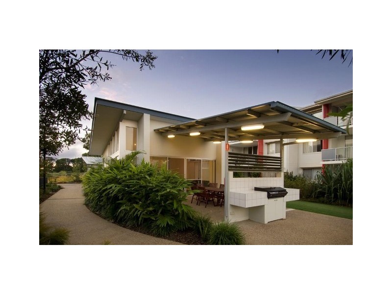 12/68 Pulgul Street, Urangan QLD 4655