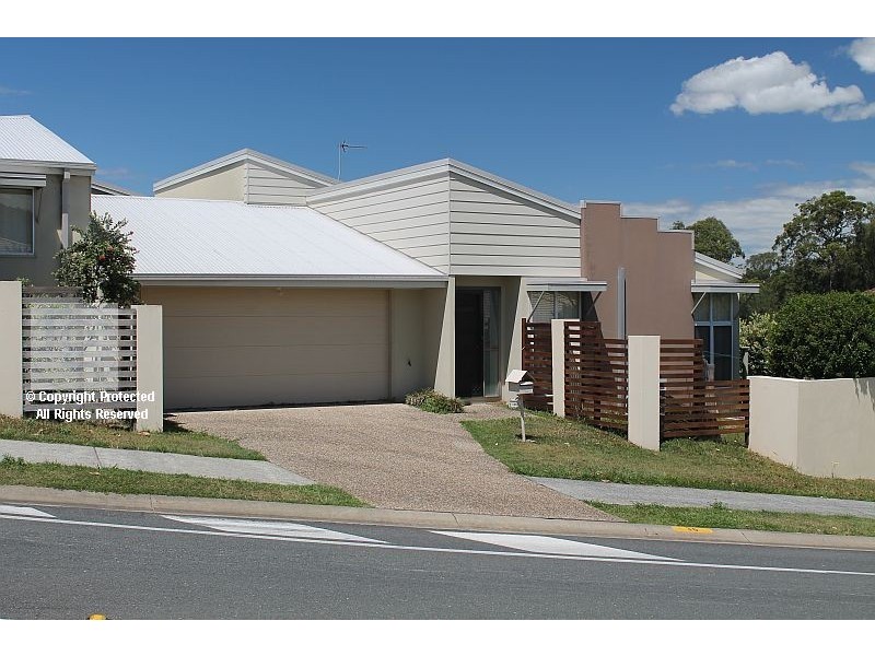 2/36 RIX DRIVE, Upper Coomera QLD 4209