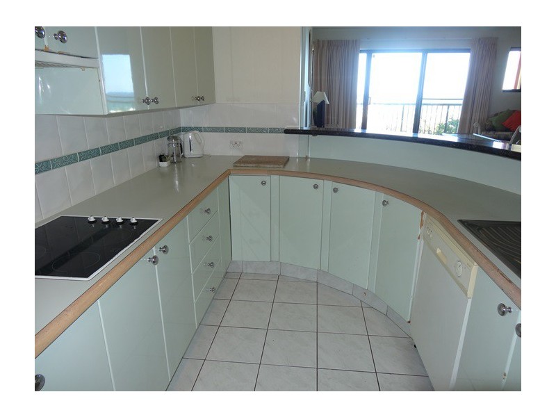 A11/1 Great Hall Dve, Nobby Beach QLD 4218