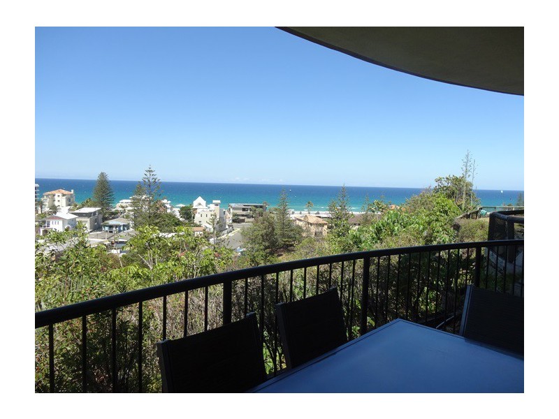 A11/1 Great Hall Dve, Nobby Beach QLD 4218