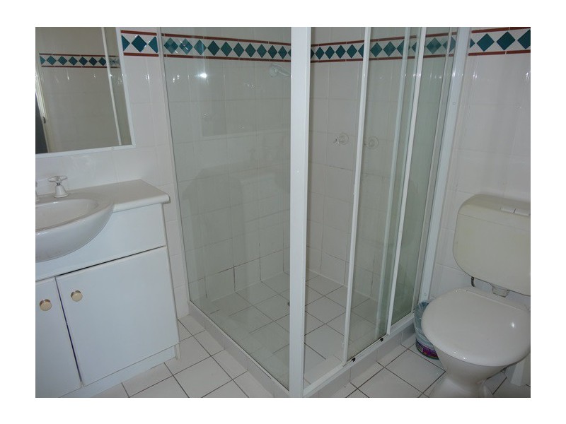 A11/1 Great Hall Dve, Nobby Beach QLD 4218