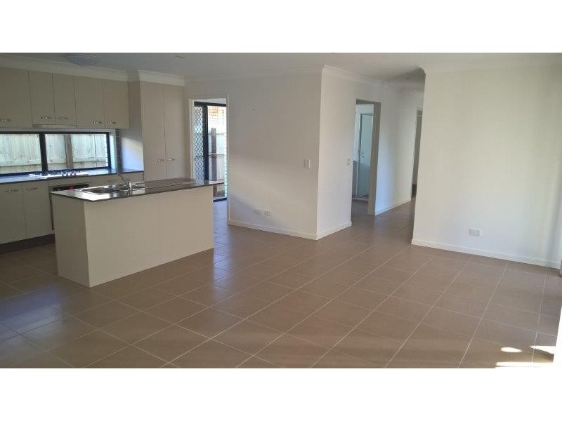 40 Coralina Crescent, Logan Reserve QLD 4133