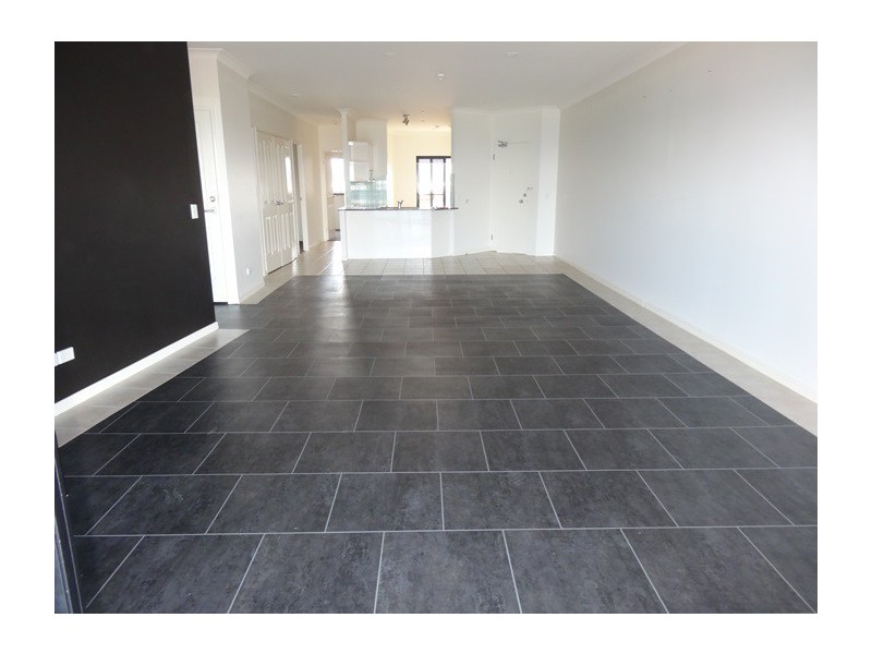 D28/1 Great Hall Dve, Nobby Beach QLD 4218