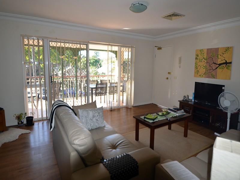 4/10 Maryvale St, Toowong QLD 4066