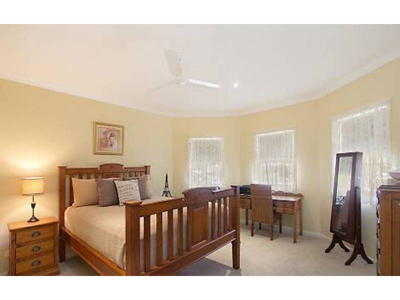 10 Coffeebush Court, Reedy Creek QLD 4227