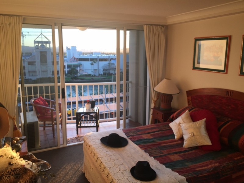 3061/2633 Gold Coast Highway, Broadbeach QLD 4218