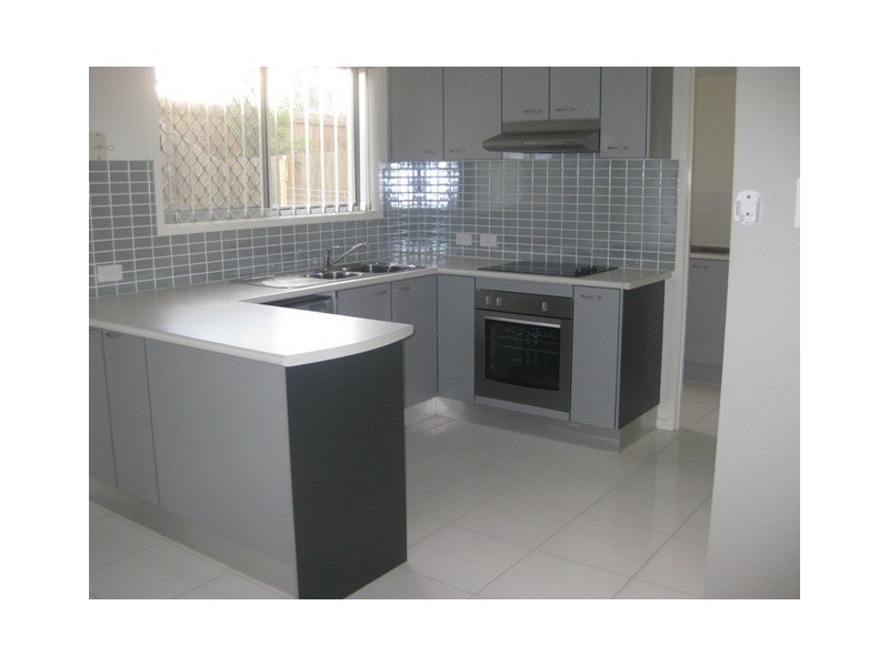 #/30 Carmarthen Circuit, Pacific Pines QLD 4211