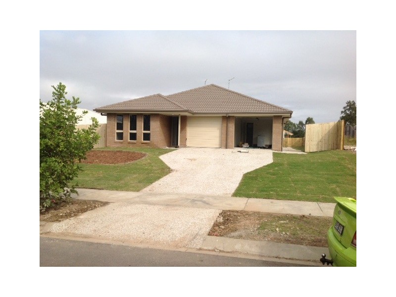 1/155 Gregory street, Wulkuraka QLD 4305