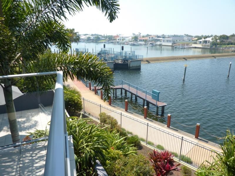 19/51 Grand Parade, Kawana Island QLD 4575