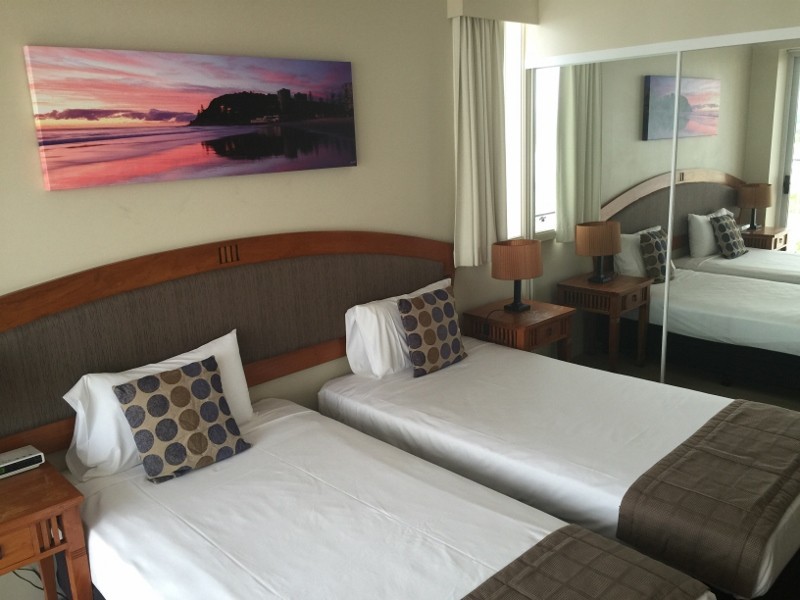 2095/2633 Gold Coast Highway, Broadbeach QLD 4218